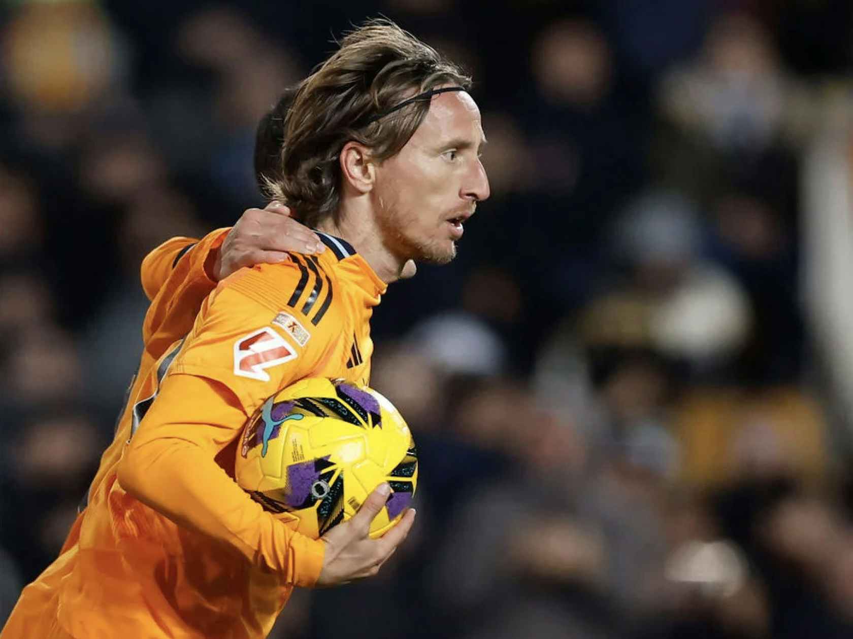 猜猜我是谁：职业生涯19载，赢下4次总冠军&入选NBA75大