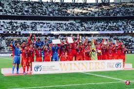 #萨索洛尤文 来源：尤文官方推特FT ｜⌛️｜ 2026年首场客场斩获三球三分 ⚪️⚫️ 💪🏻